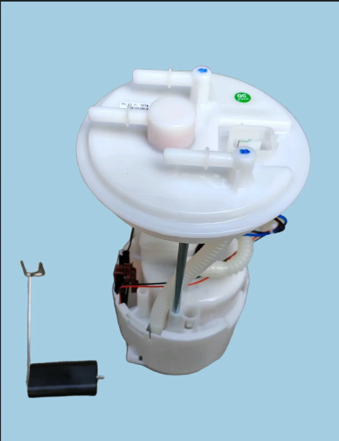 Топливный насос BAIC E150 D20 EX2 X25 111101020
Топливный насос BAIC E150 D20 EX2 X25 111101020