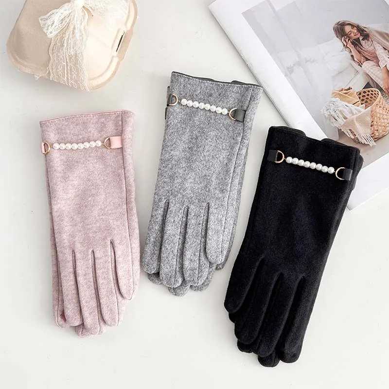 Winter Ladies' Touch Screen Gloves, Thick and Warm, Wind Like and Cold Resistant Gloves, Cycling and Driving Finger Tips
Winter Ladies' Touch Screen Gloves, Thick and Warm, Wind Like and Cold Resistant Gloves, Cycling and Driving Finger Tips