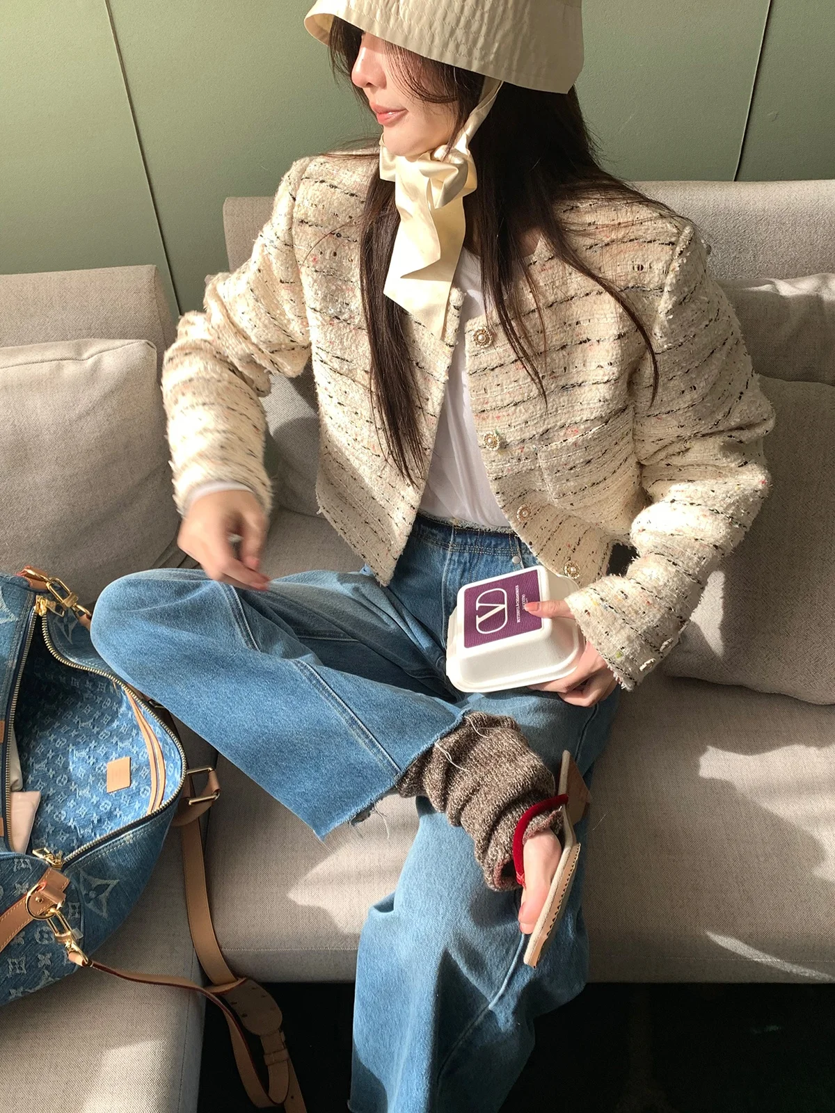 Пальто VCruan Aige Ele Color Dot с жемчужными пуговицами, весна 2025, для повседневной носки, с круглым вырезом, длинными рукавами, из смесовой ткани (полиэстер, шерсть)
Пальто VCruan Aige Ele Color Dot с жемчужными пуговицами, весна 2025, для повседневной носки, с круглым вырезом, длинными рукавами, из смесовой ткани (полиэстер, шерсть)