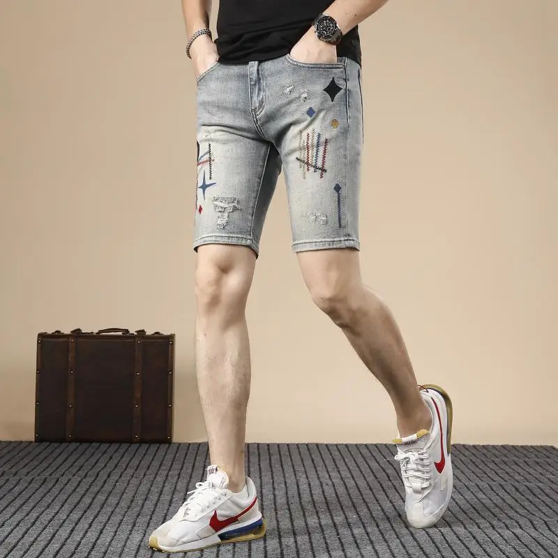 American European Men's Denim Shorts Personalized Embroidery Vintage Distressed Lightweight Stretch Summer Mid-Length Casual
American European Men's Denim Shorts Personalized Embroidery Vintage Distressed Lightweight Stretch Summer Mid-Length Casual
