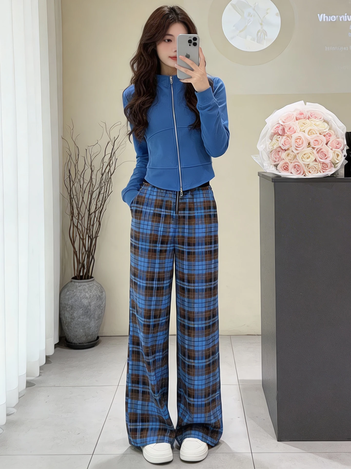 Fashionable Casual Women's Two-Piece Set Spring Autumn Plaid Pants Stand Collar Open Cardigan Jacket Ensemble High Waist Trou...
Fashionable Casual Women's Two-Piece Set Spring Autumn Plaid Pants Stand Collar Open Cardigan Jacket Ensemble High Waist Trou...