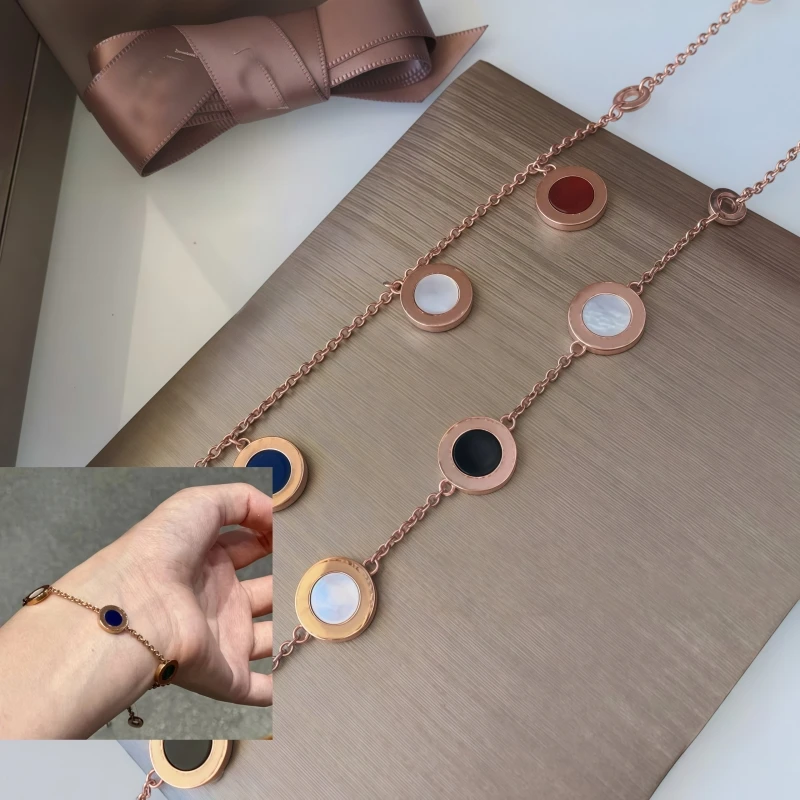 Модный бутик-браслеты, минималистичные браслеты, роскошные украшения для женщин, подарки на годовщину.
Модный бутик-браслеты, минималистичные браслеты, роскошные украшения для женщин, подарки на годовщину.