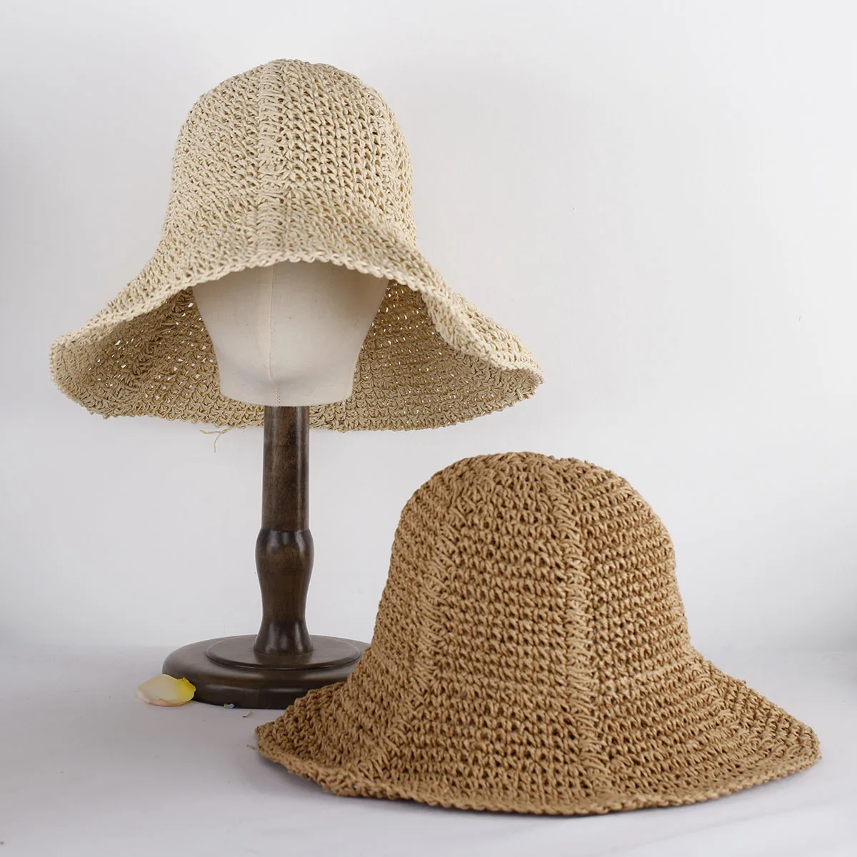 2024 Handmade crochet hat summer hat Sun visor women's summer Simplicity Straw hats Women's beach hat Summer hat uv blocking hat
2024 Handmade crochet hat summer hat Sun visor women's summer Simplicity Straw hats Women's beach hat Summer hat uv blocking hat
