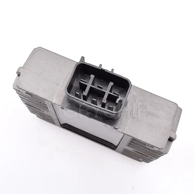 Мотоцикл XVS 1100 MOSFET регулятор напряжения-выпрямитель для Yamaha XVS1100 2002-2011 XVZ13CT ROYAL STAR TOUR DELUXE 2005-2009
Мотоцикл XVS 1100 MOSFET регулятор напряжения-выпрямитель для Yamaha XVS1100 2002-2011 XVZ13CT ROYAL STAR TOUR DELUXE 2005-2009