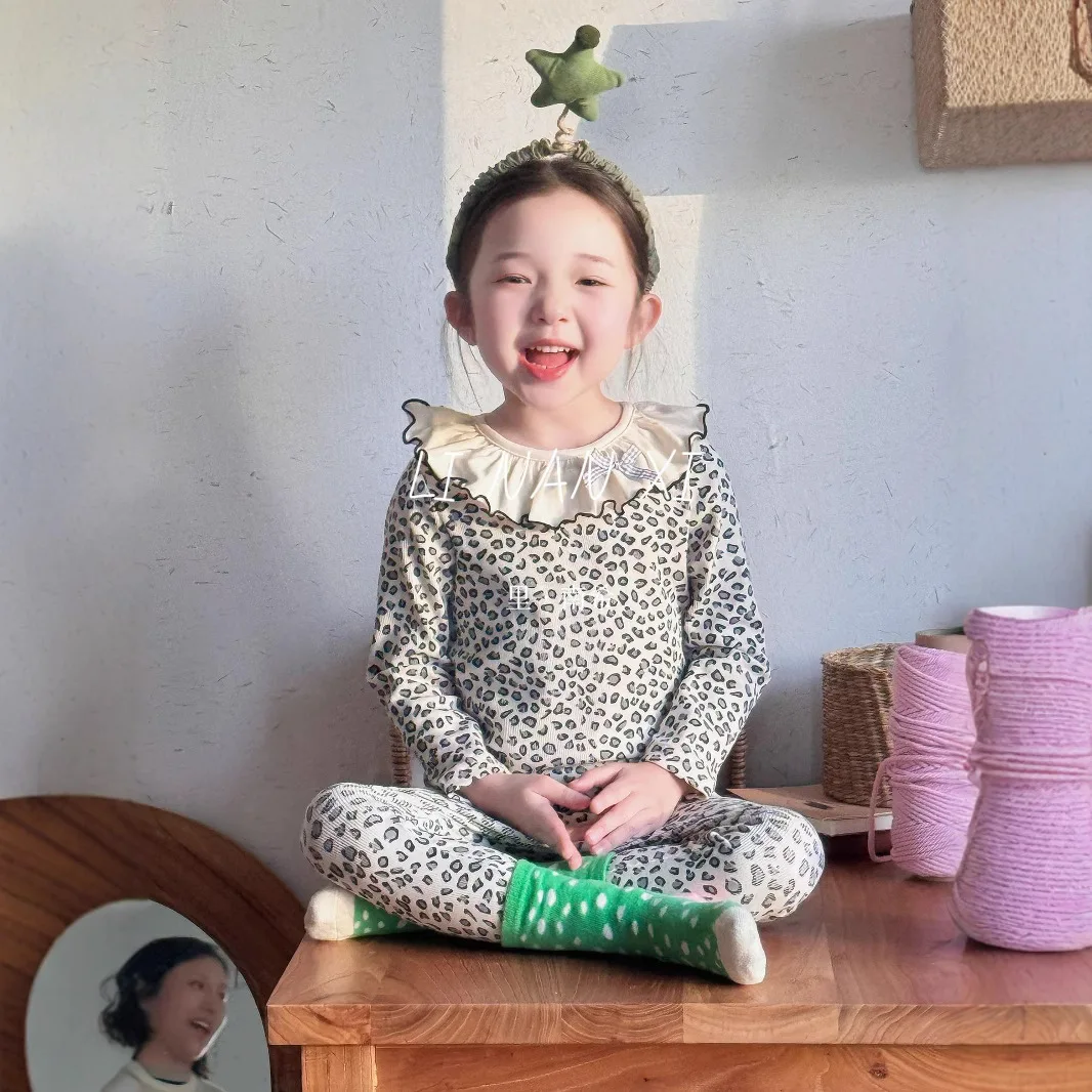 Children's Sweet Fungus Lace Loungewear Set 2025 Autumn New Baby Princess Style Pajamas Pajamas
Children's Sweet Fungus Lace Loungewear Set 2025 Autumn New Baby Princess Style Pajamas Pajamas