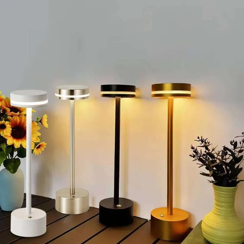 New Touch Small Night LED Aluminum Material Desk Light Adjustable Brightness Reading Table Lamp for Bedroom Home Decor
New Touch Small Night LED Aluminum Material Desk Light Adjustable Brightness Reading Table Lamp for Bedroom Home Decor