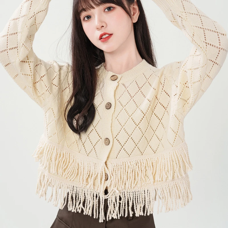 New Tassel Hollow Out Knitted Cropped Cardigan Korean Beige Solid Color Long Sleeve Sweater New Preppy Style Jacket Outwear 2025
New Tassel Hollow Out Knitted Cropped Cardigan Korean Beige Solid Color Long Sleeve Sweater New Preppy Style Jacket Outwear 2025