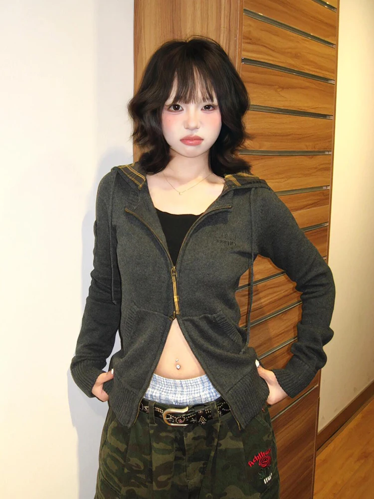 DEEPTPOWN Y2k Aesthetic Zip Up Hoodie Women Emo Long Sleeve Ribbed Knitted Crop Tops with Pockets Grunge Sweatshirt Streetwear
DEEPTPOWN Y2k Aesthetic Zip Up Hoodie Women Emo Long Sleeve Ribbed Knitted Crop Tops with Pockets Grunge Sweatshirt Streetwear