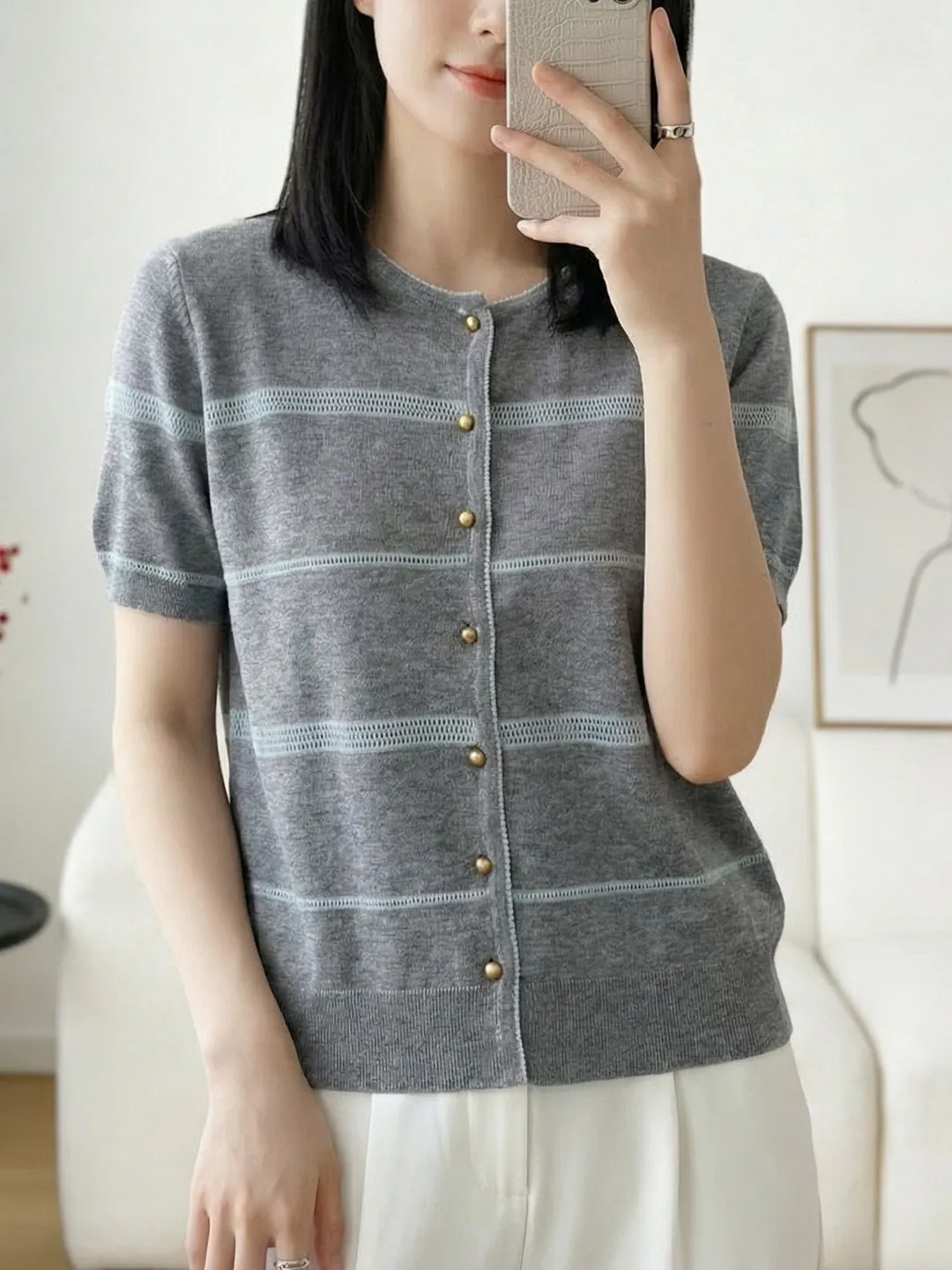 Korean Style Striped Loose Fit Short Sleeve Knitwear Women's Open Cardigan Slimming Versatile Top Retro Petite T-Shirt
Korean Style Striped Loose Fit Short Sleeve Knitwear Women's Open Cardigan Slimming Versatile Top Retro Petite T-Shirt