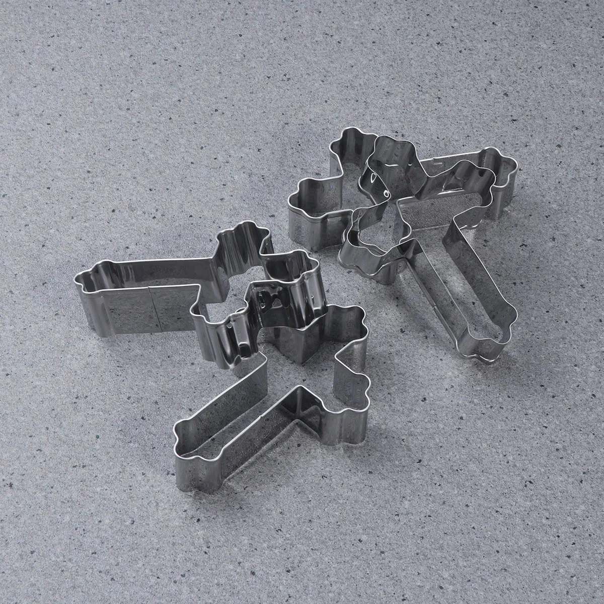 4 pcs Cross Shaped Cookie Cutters Stainless Steel Biscuit Molds for Cake Chocolate Fondant Crafts Easy Clean Non Stick
4 pcs Cross Shaped Cookie Cutters Stainless Steel Biscuit Molds for Cake Chocolate Fondant Crafts Easy Clean Non Stick