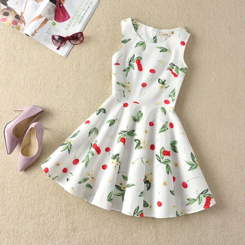 Floral dress female 2024 Korean summer new high-grade casual sleeveless print slim short vest skirt sweet beauty skirt.
Floral dress female 2024 Korean summer new high-grade casual sleeveless print slim short vest skirt sweet beauty skirt.