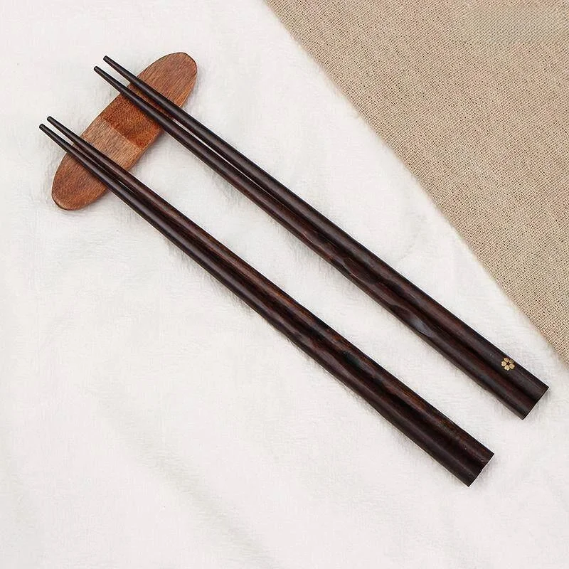 High-End Wooden Chopsticks New Model Heat-Resistant Home Use Sharp Tip Anti-Slip No-Varnish No-Wax Traditional Chinese Style
High-End Wooden Chopsticks New Model Heat-Resistant Home Use Sharp Tip Anti-Slip No-Varnish No-Wax Traditional Chinese Style