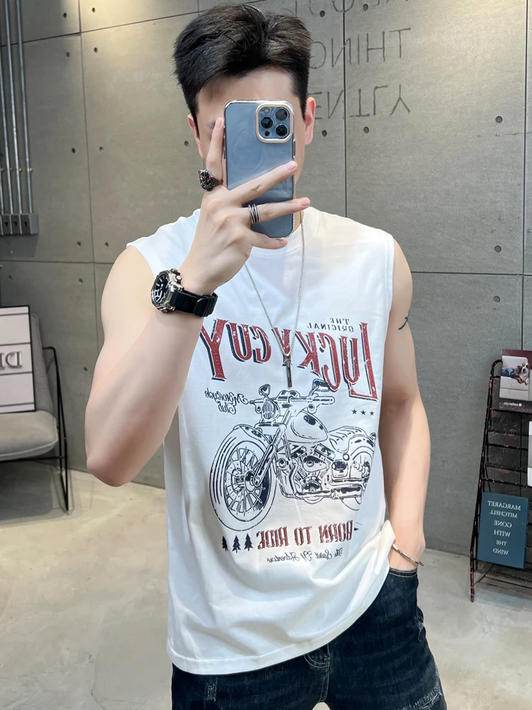 Летняя американская свободная майка-жилетка для мужчин из чистого хлопка, спортивная, подчеркивающая мускулатуру, плотная, модная, в мотоциклетном стиле, с открытыми плечами
Летняя американская свободная майка-жилетка для мужчин из чистого хлопка, спортивная, подчеркивающая мускулатуру, плотная, модная, в мотоциклетном стиле, с открытыми плечами