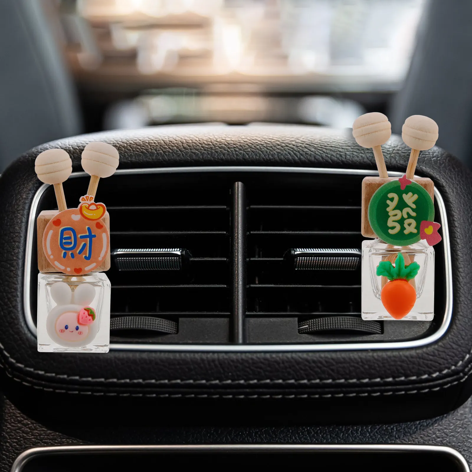2Pcs Car Essential Oil Diffuser Vent Clip Glass Perfume Bottle Refillable Car Air Freshener Scent Diffuser DIY Air Freshener
2Pcs Car Essential Oil Diffuser Vent Clip Glass Perfume Bottle Refillable Car Air Freshener Scent Diffuser DIY Air Freshener
