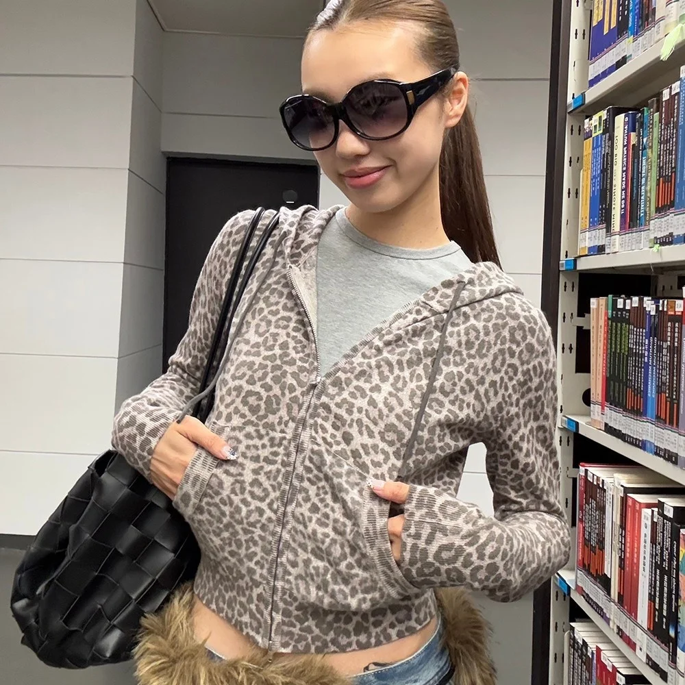 IceFront American Retro Vintage Leopard Print Hooded Open Cardigan Women's Slimming Design Zipper ort Top Casual Sle
IceFront American Retro Vintage Leopard Print Hooded Open Cardigan Women's Slimming Design Zipper ort Top Casual Sle