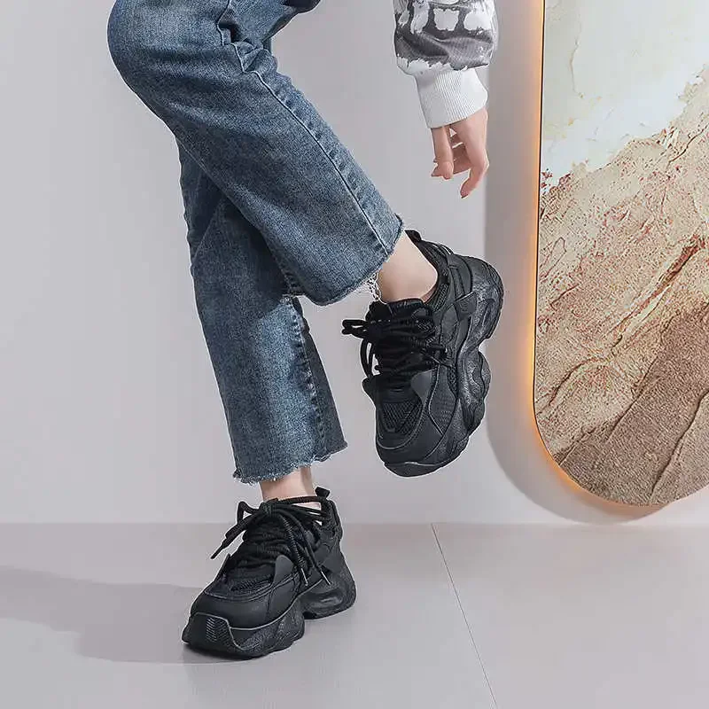 Черные, черные высокие сапоги из искусственной кожи для женщин, кроссовки, женские спортивные ботинки, женская обувь Kawaii, Sapatilla Outside Best Shors
Черные, черные высокие сапоги из искусственной кожи для женщин, кроссовки, женские спортивные ботинки, женская обувь Kawaii, Sapatilla Outside Best Shors