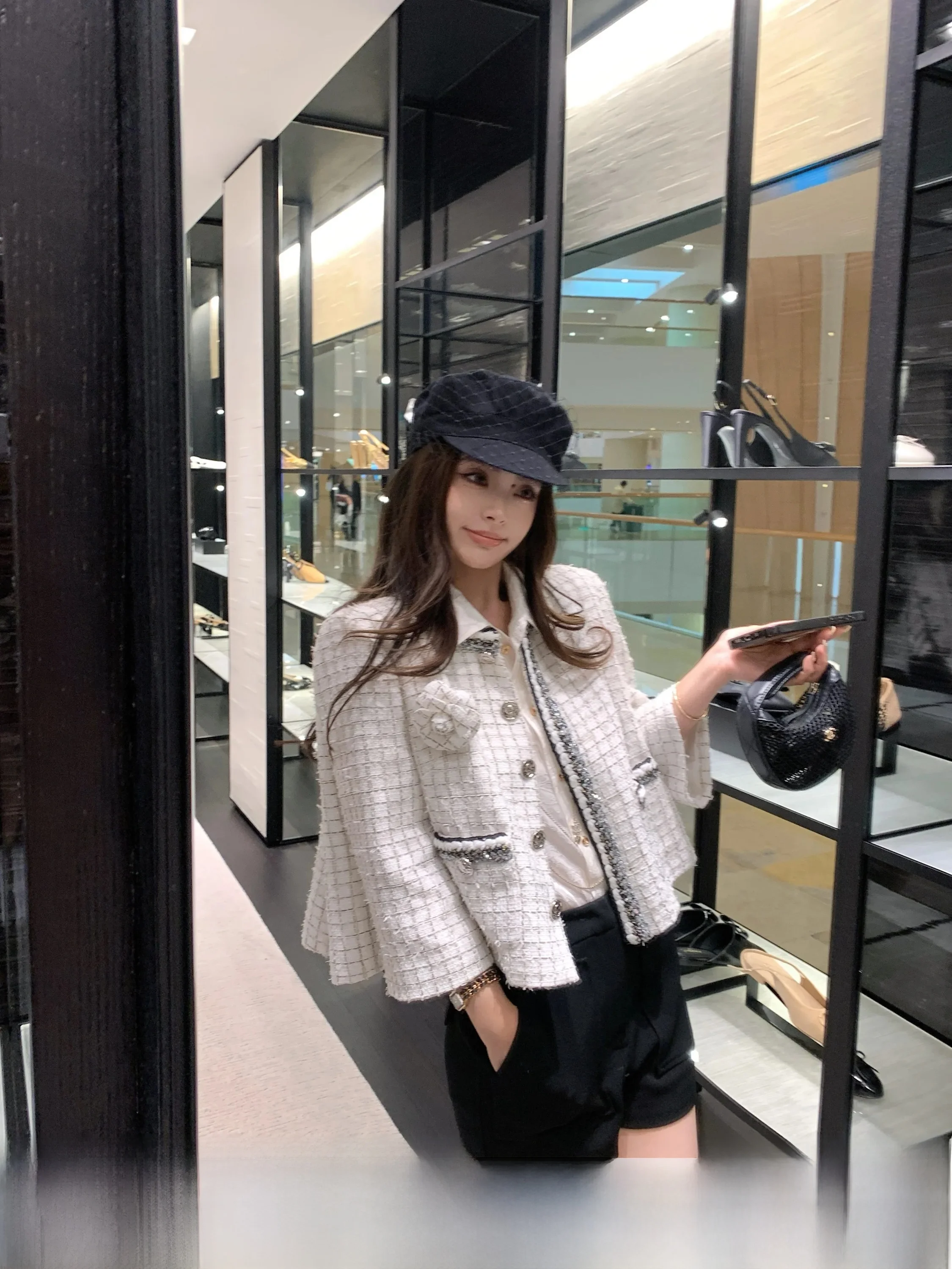 Lilylikes Tea Leaf Embroidered Grid Pattern Short Outerwear Fragrant Street Style Bead Rich Girl Look Women's Fashion Coat
Lilylikes Tea Leaf Embroidered Grid Pattern Short Outerwear Fragrant Street Style Bead Rich Girl Look Women's Fashion Coat