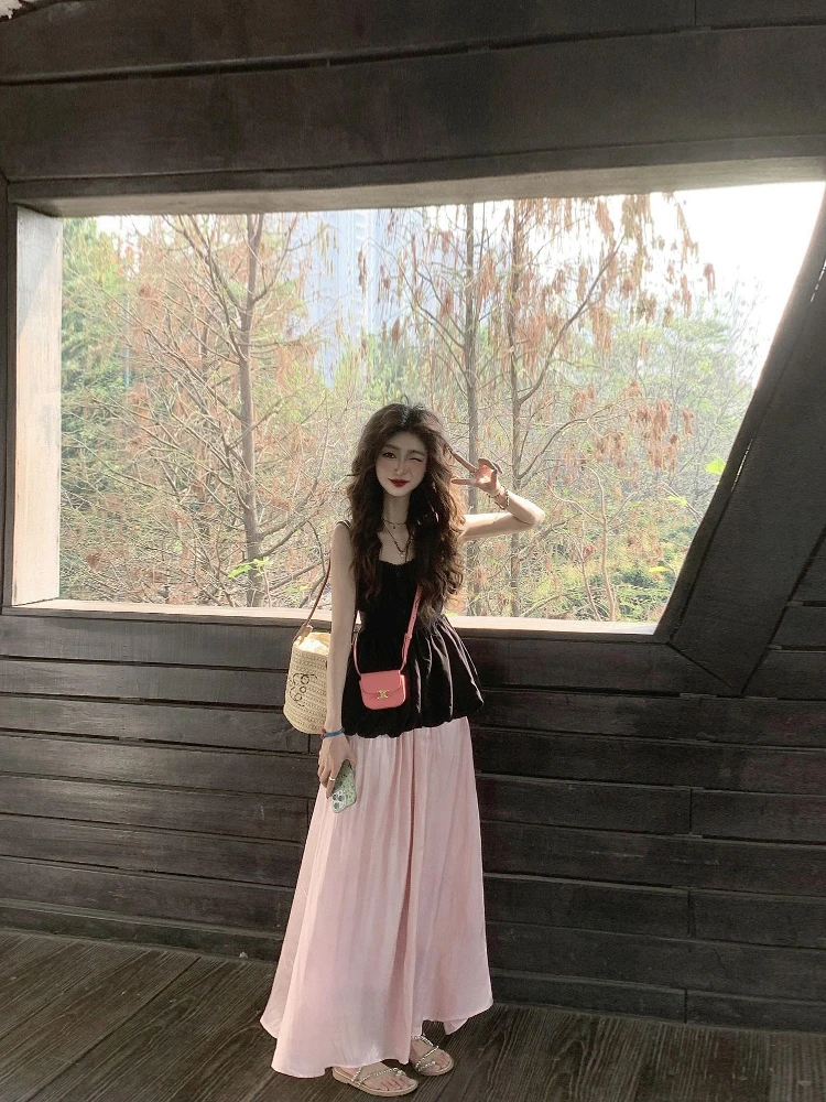 2025 Summer Fashion Korean Style Half Skirt Set Women's Crop Top And Skirt Two-Piece Set Floral Print Dress
2025 Summer Fashion Korean Style Half Skirt Set Women's Crop Top And Skirt Two-Piece Set Floral Print Dress