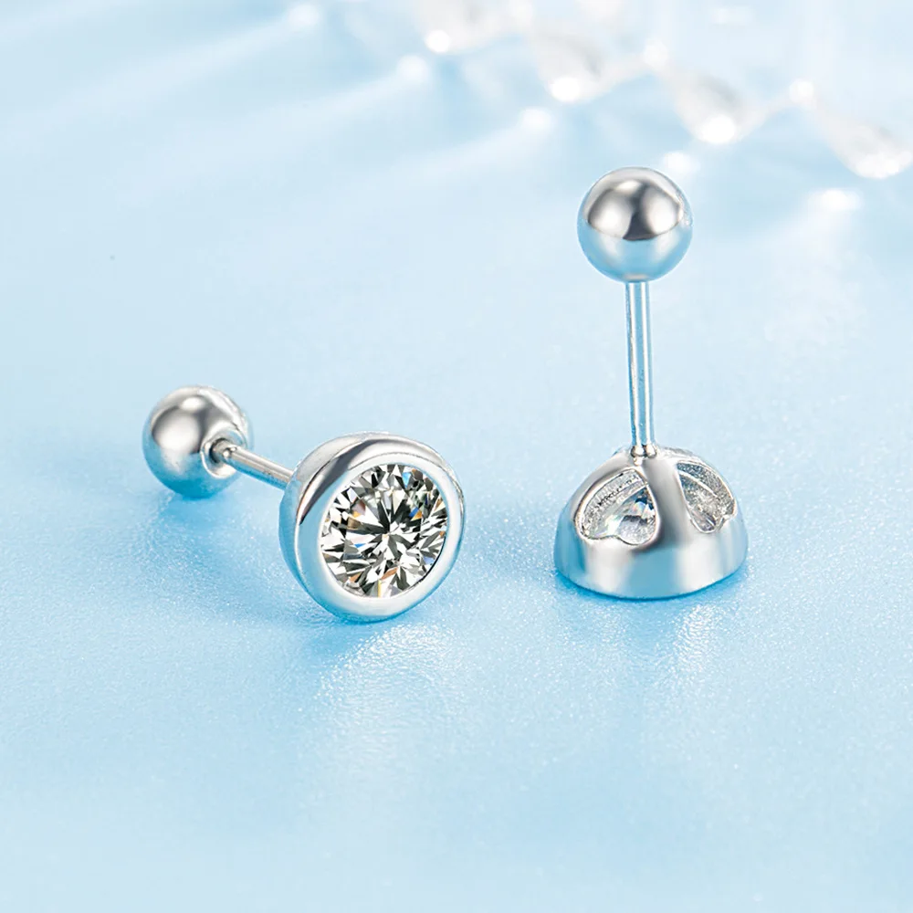 New in 925 Sterling Silver Brilliant Love Stud Earrings for Women Girl Ear Studs Fine Jewelry Fashion Luxury Anniversary
New in 925 Sterling Silver Brilliant Love Stud Earrings for Women Girl Ear Studs Fine Jewelry Fashion Luxury Anniversary