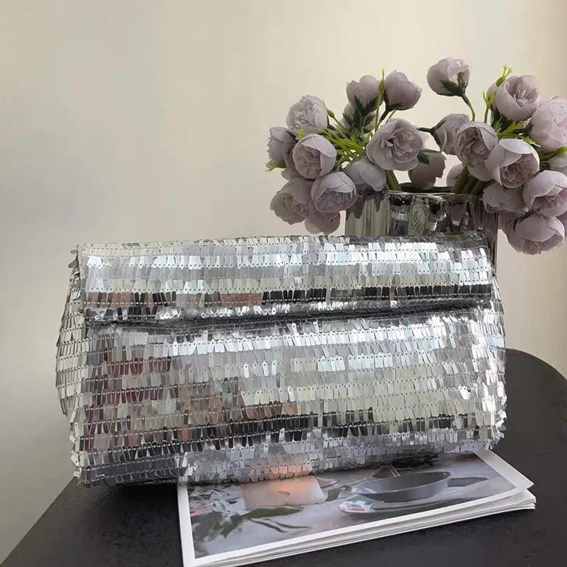 Lady Clutch Shiny Evening Bag For Women Luxury Designer Hand Purse 2023 New In PVC Sliver Sequins Mosaic Foldable Small Underarm
Lady Clutch Shiny Evening Bag For Women Luxury Designer Hand Purse 2023 New In PVC Sliver Sequins Mosaic Foldable Small Underarm