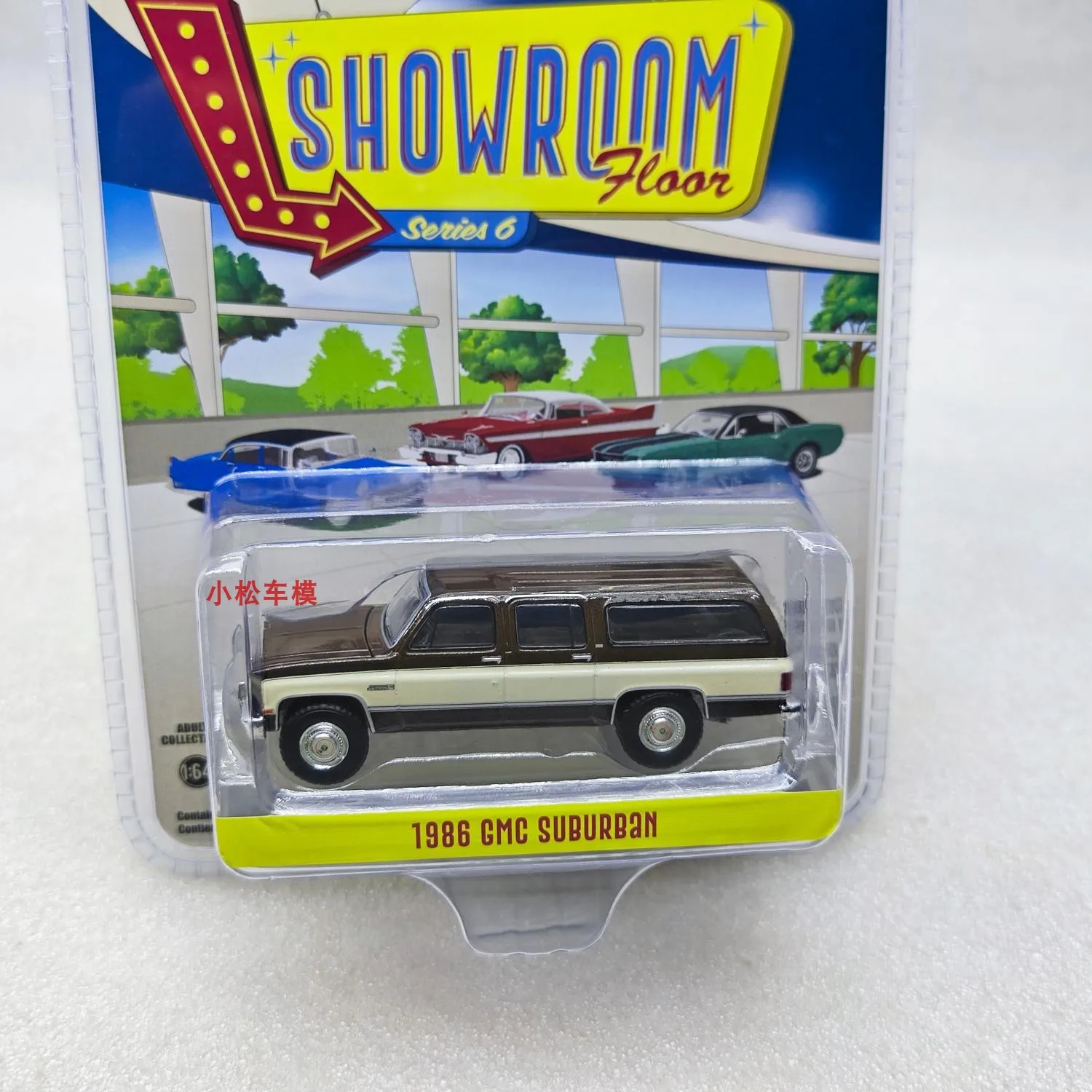 GreenLight 1:64 1986 GMC Suburban Моделирование Модель автомобиля из микросплава Коллекционная игрушка Подарочный орнамент для дисплея
GreenLight 1:64 1986 GMC Suburban Моделирование Модель автомобиля из микросплава Коллекционная игрушка Подарочный орнамент для дисплея