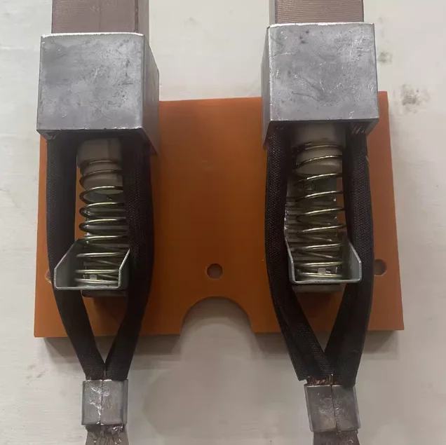 1 шт. угольные и медные щетки для автоматического сварщика TIG, вращающиеся проводящие детали для двигателя высокого напряжения
1 шт. угольные и медные щетки для автоматического сварщика TIG, вращающиеся проводящие детали для двигателя высокого напряжения