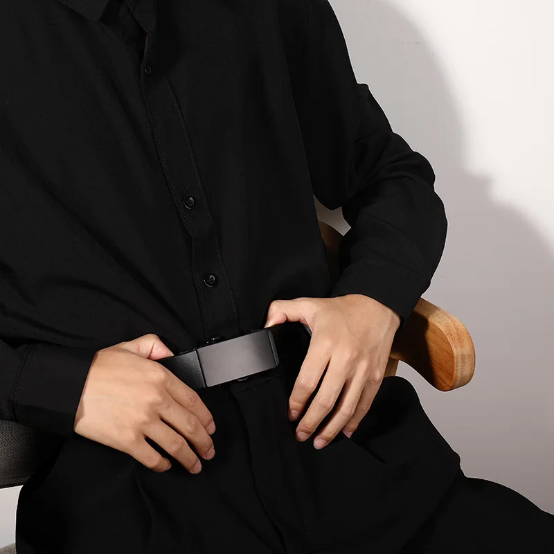 2025 New Men's Black Leather Toothless Automatic Buckle Belt. Business Casual Versatile, Trendy and Comfortable for Young People
2025 New Men's Black Leather Toothless Automatic Buckle Belt. Business Casual Versatile, Trendy and Comfortable for Young People