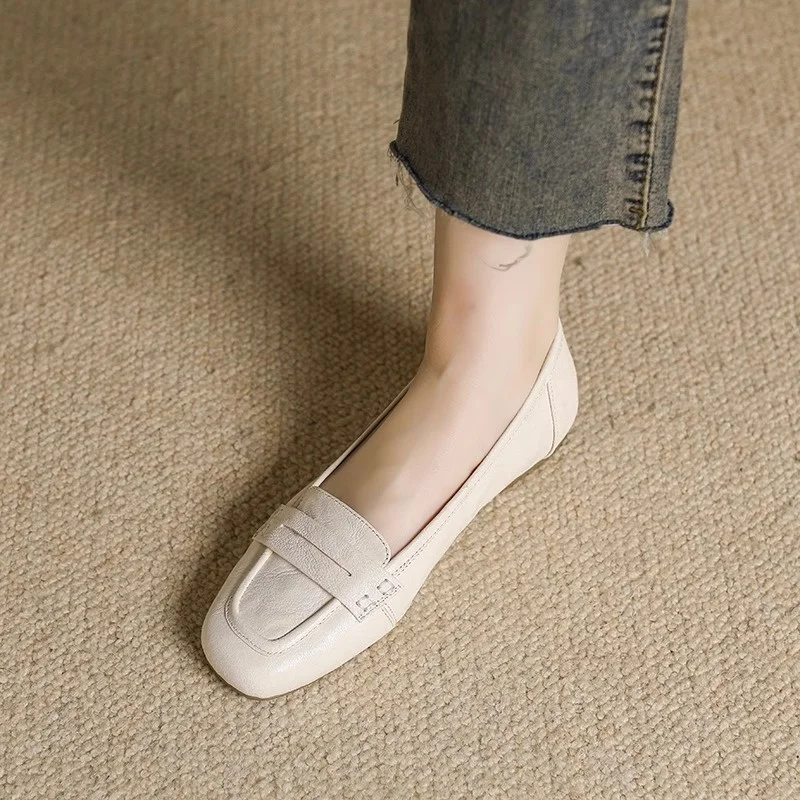 Soft Leather Flat Bottom Women's Shoes Comfortable Slip-On Low Heel Fashionable Casual round Toe Anti-Slip All-Season Footwear
Soft Leather Flat Bottom Women's Shoes Comfortable Slip-On Low Heel Fashionable Casual round Toe Anti-Slip All-Season Footwear