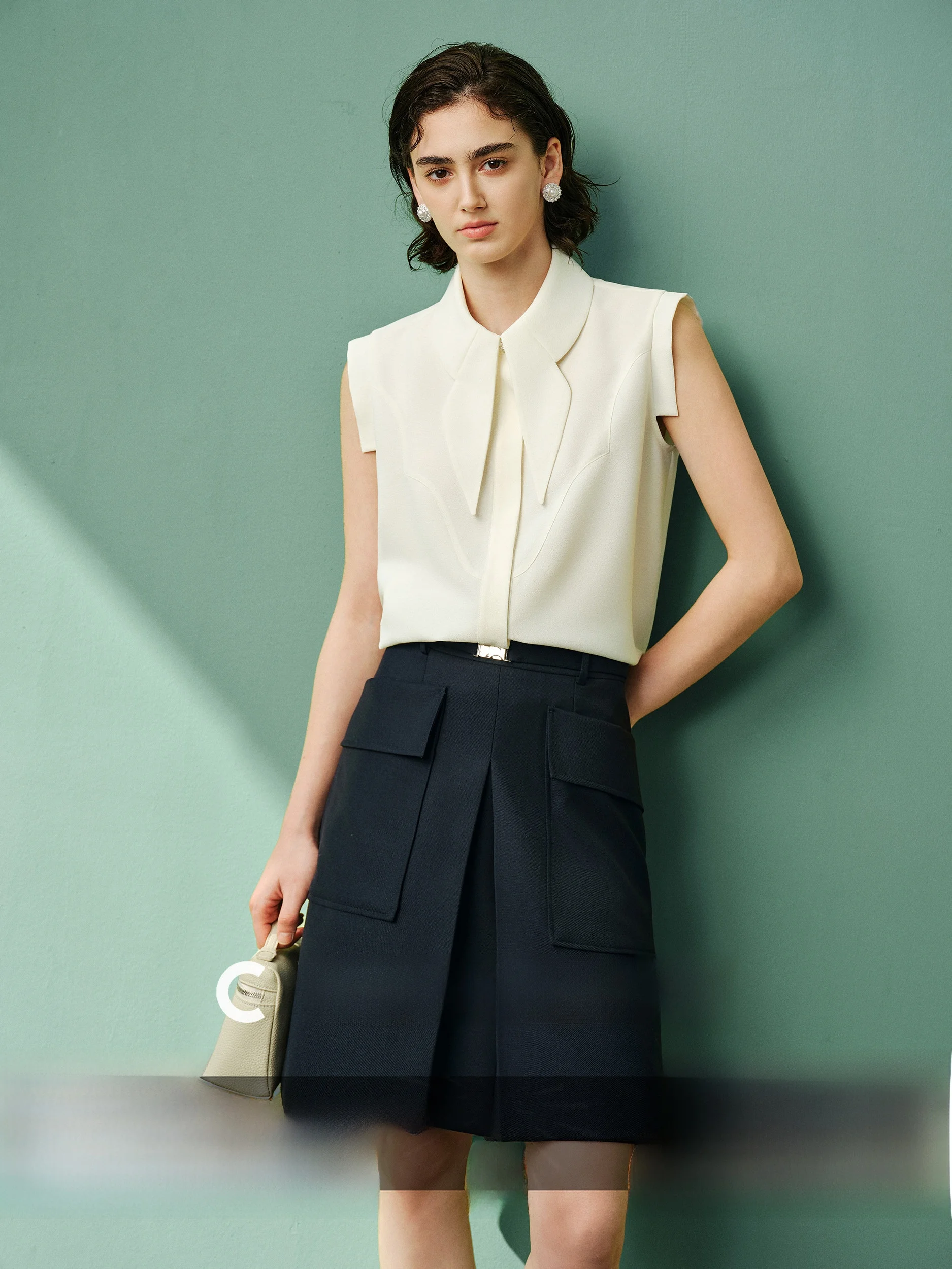 Комплект CA Fun "Hera Lady": блузка с круглым вырезом и юбка из ацетата, свободный крой, полиэстер, для женщин, летний, для офиса
Комплект CA Fun "Hera Lady": блузка с круглым вырезом и юбка из ацетата, свободный крой, полиэстер, для женщин, летний, для офиса