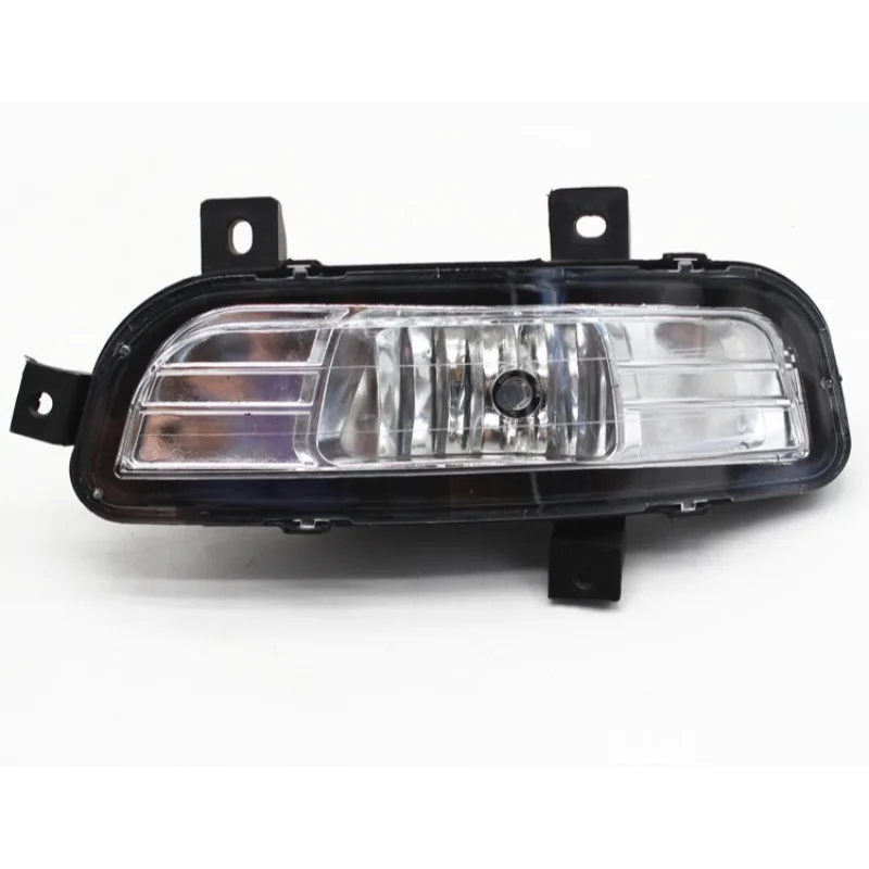 Genuine C00038290 3031R010J10 Front Bumper Fog Light for Maxus V80 Left Right China Brand New
Genuine C00038290 3031R010J10 Front Bumper Fog Light for Maxus V80 Left Right China Brand New