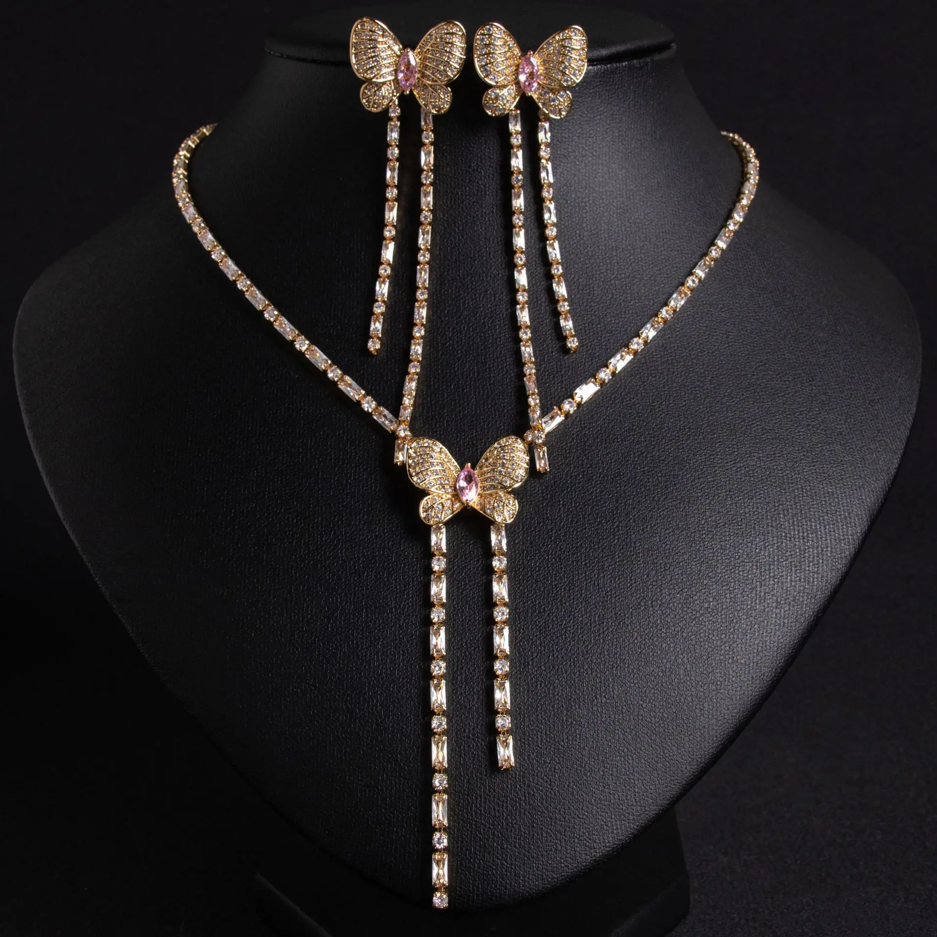 new Xiaohongshu super fairy butterfly fringed necklace light luxury butterfly fairy long earring set wholesale
new Xiaohongshu super fairy butterfly fringed necklace light luxury butterfly fairy long earring set wholesale