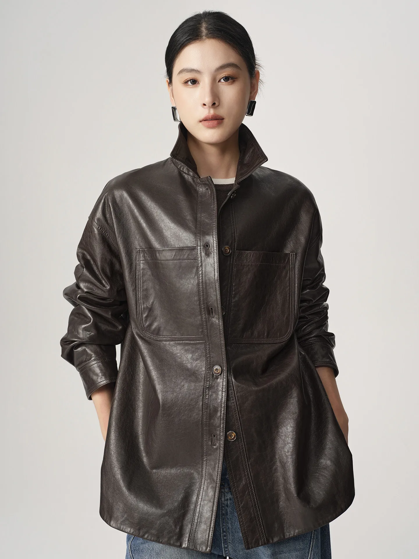 Casual Genuine Leather Shirt Jackets for Women Spring Autumn 2026 New High-end Simple Loose Soft Oil Wax Real Sheepskin Coat
Casual Genuine Leather Shirt Jackets for Women Spring Autumn 2026 New High-end Simple Loose Soft Oil Wax Real Sheepskin Coat
