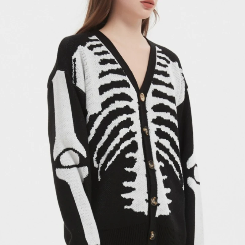 Punk Gothic Sweaters V Neck Skull Jacquard Contrast Color Single Breasted Cardigan Y2k Harajuku Vintage Women Clothing Knit Tops
Punk Gothic Sweaters V Neck Skull Jacquard Contrast Color Single Breasted Cardigan Y2k Harajuku Vintage Women Clothing Knit Tops