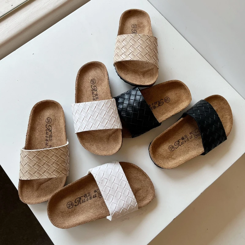 2025 New Summer Children Cork Slippers Girls Boys Baby Beach Fashion Casual Sandals Trendy Student Outdoor Flats Walking Shoes
2025 New Summer Children Cork Slippers Girls Boys Baby Beach Fashion Casual Sandals Trendy Student Outdoor Flats Walking Shoes