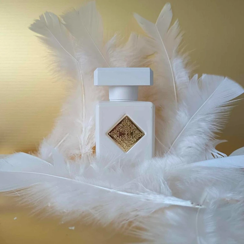 Long Lasting Perfume 90ml for Women Men Rose White Floral Fragrance Pink Pepper Musk Body Spray Powdery Parfum Water Cologne
Long Lasting Perfume 90ml for Women Men Rose White Floral Fragrance Pink Pepper Musk Body Spray Powdery Parfum Water Cologne