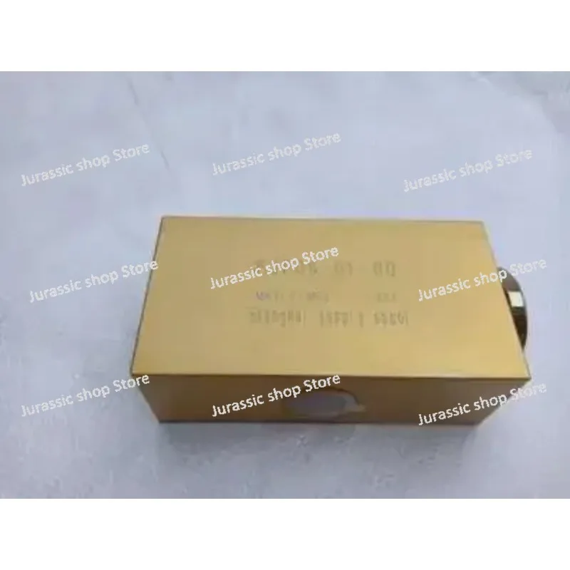 High-precision Large-flow Hydraulic Synchronous Diverter Collector Valve One-controlled Four-way Two-way Cylinder Fjf10 01 00 
High-precision Large-flow Hydraulic Synchronous Diverter Collector Valve One-controlled Four-way Two-way Cylinder Fjf10 01 00