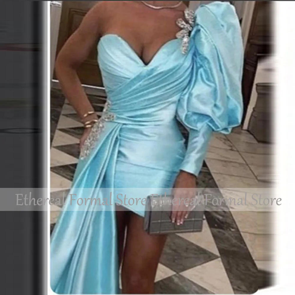 Modern Sky Blue Satin Cocktail Dress Mini Short One Shoulder Cocktail Gown for Women Sheath Pleat Long Puff Sleeves Party Gown
Modern Sky Blue Satin Cocktail Dress Mini Short One Shoulder Cocktail Gown for Women Sheath Pleat Long Puff Sleeves Party Gown