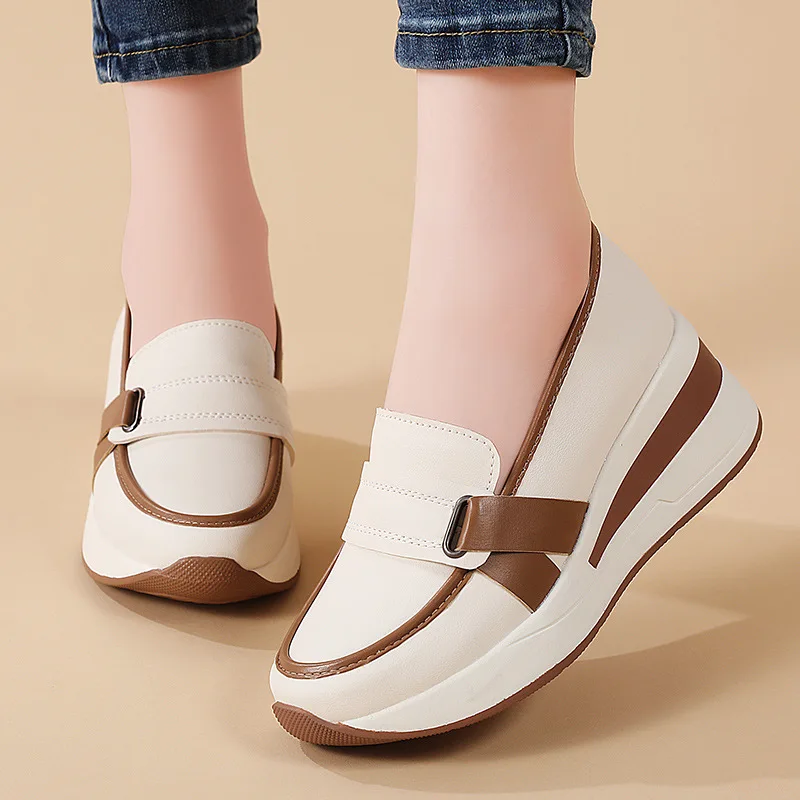 New Color Blocked Casual Women Shoes Sloping Heels and Thick Soles Outdoor Fashionable Loafers Platform Shoes Zapatos De Mujer
New Color Blocked Casual Women Shoes Sloping Heels and Thick Soles Outdoor Fashionable Loafers Platform Shoes Zapatos De Mujer