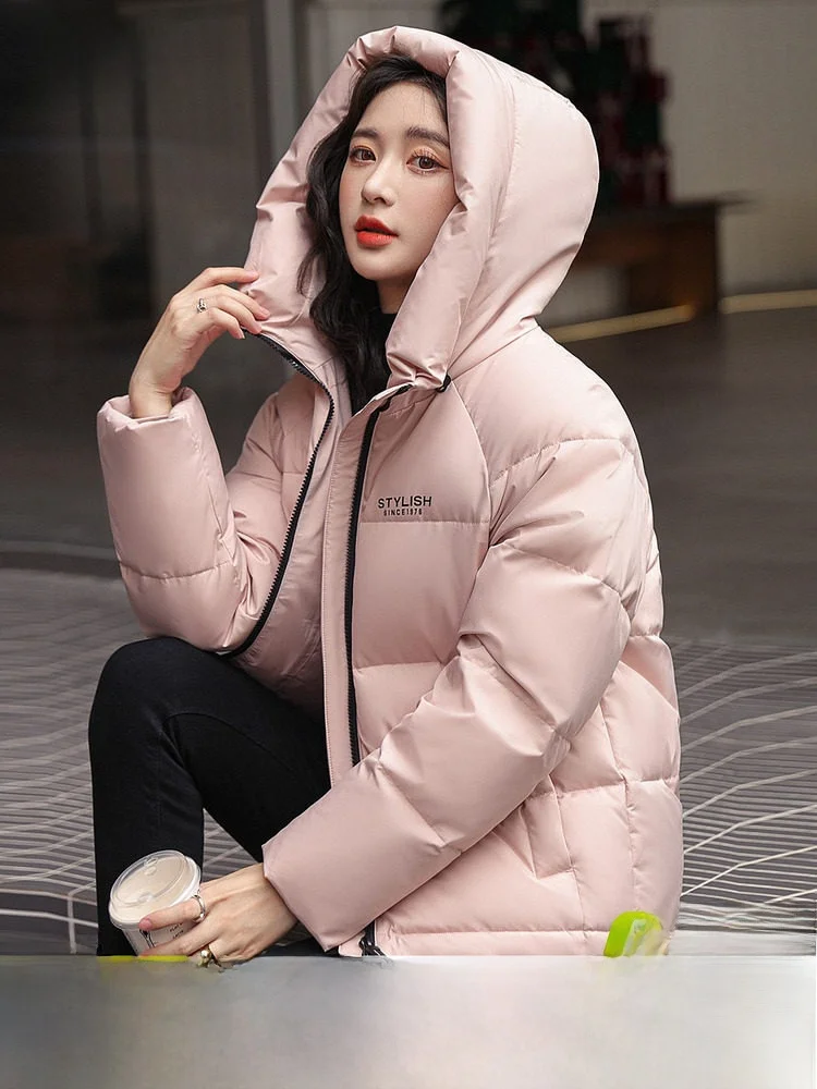 Snowy Flight 2026 Autumn Winter New Women's Short Hooded down Jacket Casual Bread Style Simple Comfortable Fashionable Polyes...
Snowy Flight 2026 Autumn Winter New Women's Short Hooded down Jacket Casual Bread Style Simple Comfortable Fashionable Polyes...