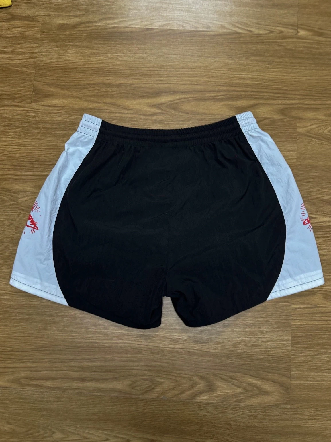 Летние мужские спортивные орты для фитнеса, повседневные цветные блузки с пятью точками, американские ретро Sle молодежные брюки, свободный крой, тонкий материал
Летние мужские спортивные орты для фитнеса, повседневные цветные блузки с пятью точками, американские ретро Sle молодежные брюки, свободный крой, тонкий материал