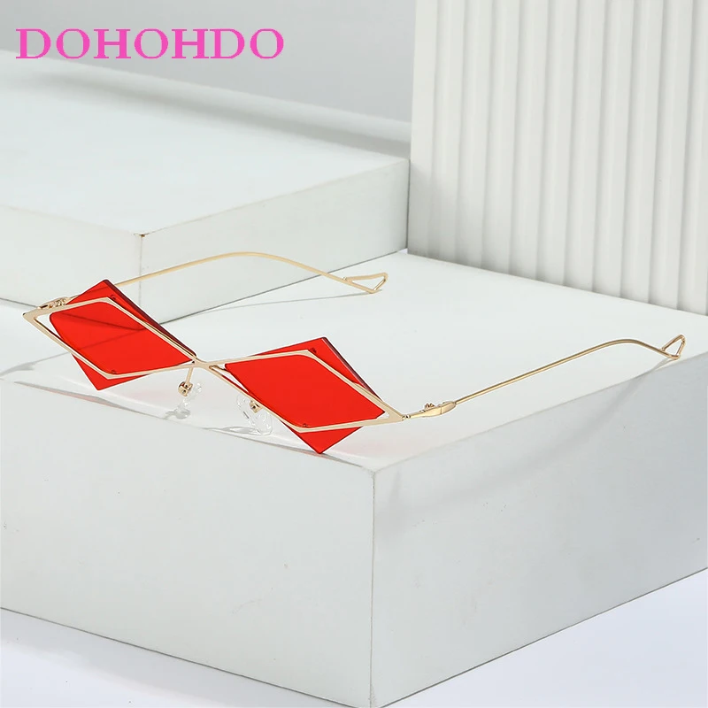 Vintage Special Shaped Sunglasses Women Men Fashion Personality Irregular Metal Frame Glasses Ladies Travel Party Shades UV400
Vintage Special Shaped Sunglasses Women Men Fashion Personality Irregular Metal Frame Glasses Ladies Travel Party Shades UV400