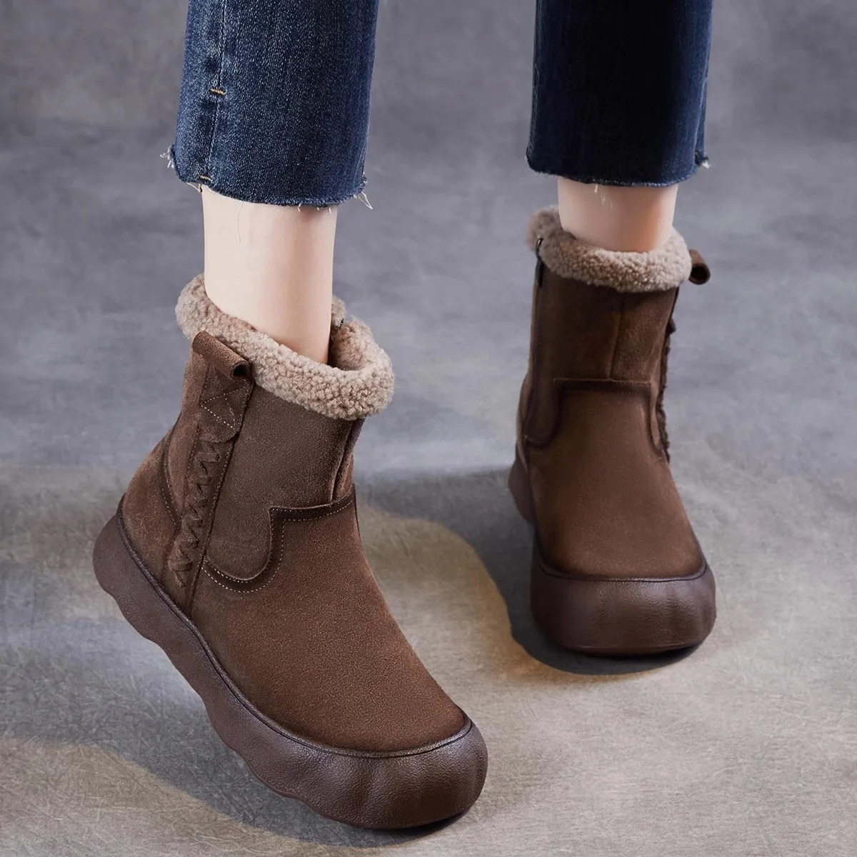Зимние сапоги из натуральной кожи из овчины Thi Bot ort Boots Winter Faion Women's oes Теплая хлопковая подкладка с верхним слоем из воловьей кожи
Зимние сапоги из натуральной кожи из овчины Thi Bot ort Boots Winter Faion Women's oes Теплая хлопковая подкладка с верхним слоем из воловьей кожи