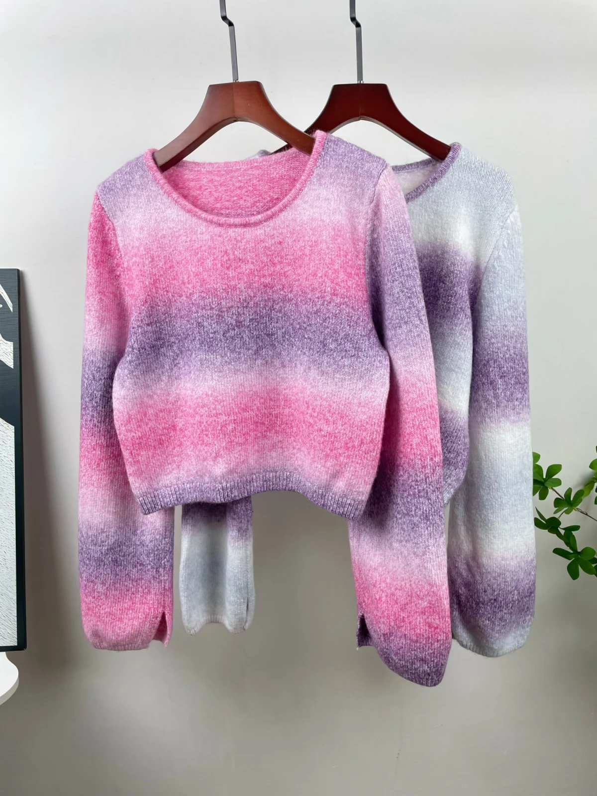 Faionable adient Color Long Sve round Ne Knitted Sweater Women's Autumn Winter ort Sle Top Casual Versatile Base...
Faionable adient Color Long Sve round Ne Knitted Sweater Women's Autumn Winter ort Sle Top Casual Versatile Base...