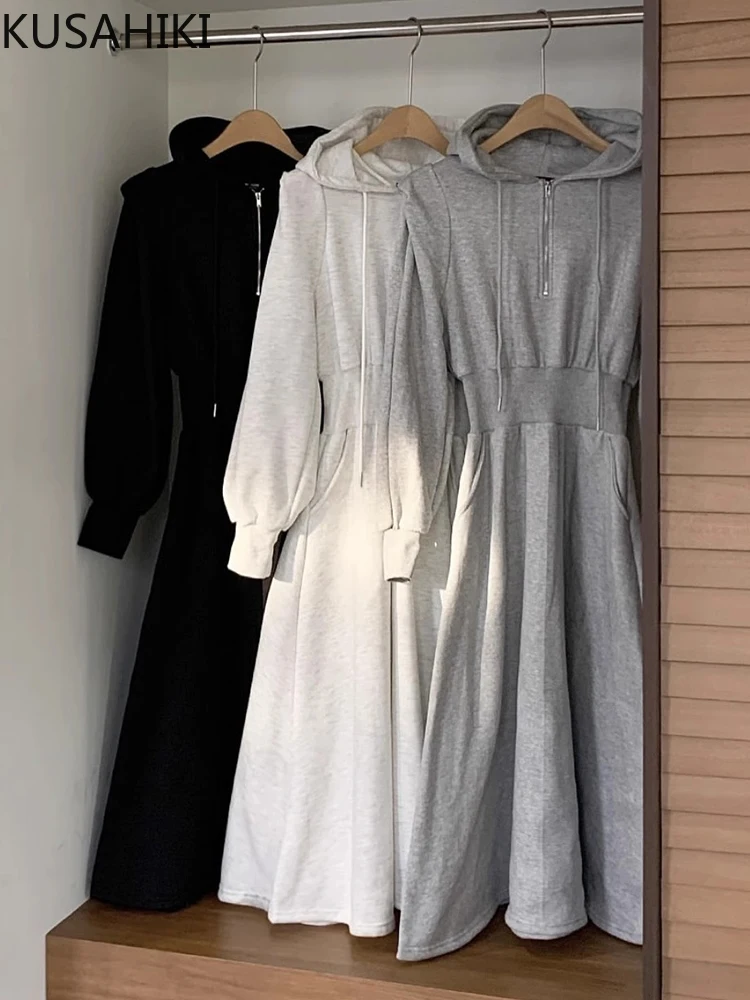 KUSAHIKI Korean Chic Autumn Winter Half Zipper Slim Waist Long Sleeved A-line Hooded Sweatshirt Dress for Women
KUSAHIKI Korean Chic Autumn Winter Half Zipper Slim Waist Long Sleeved A-line Hooded Sweatshirt Dress for Women