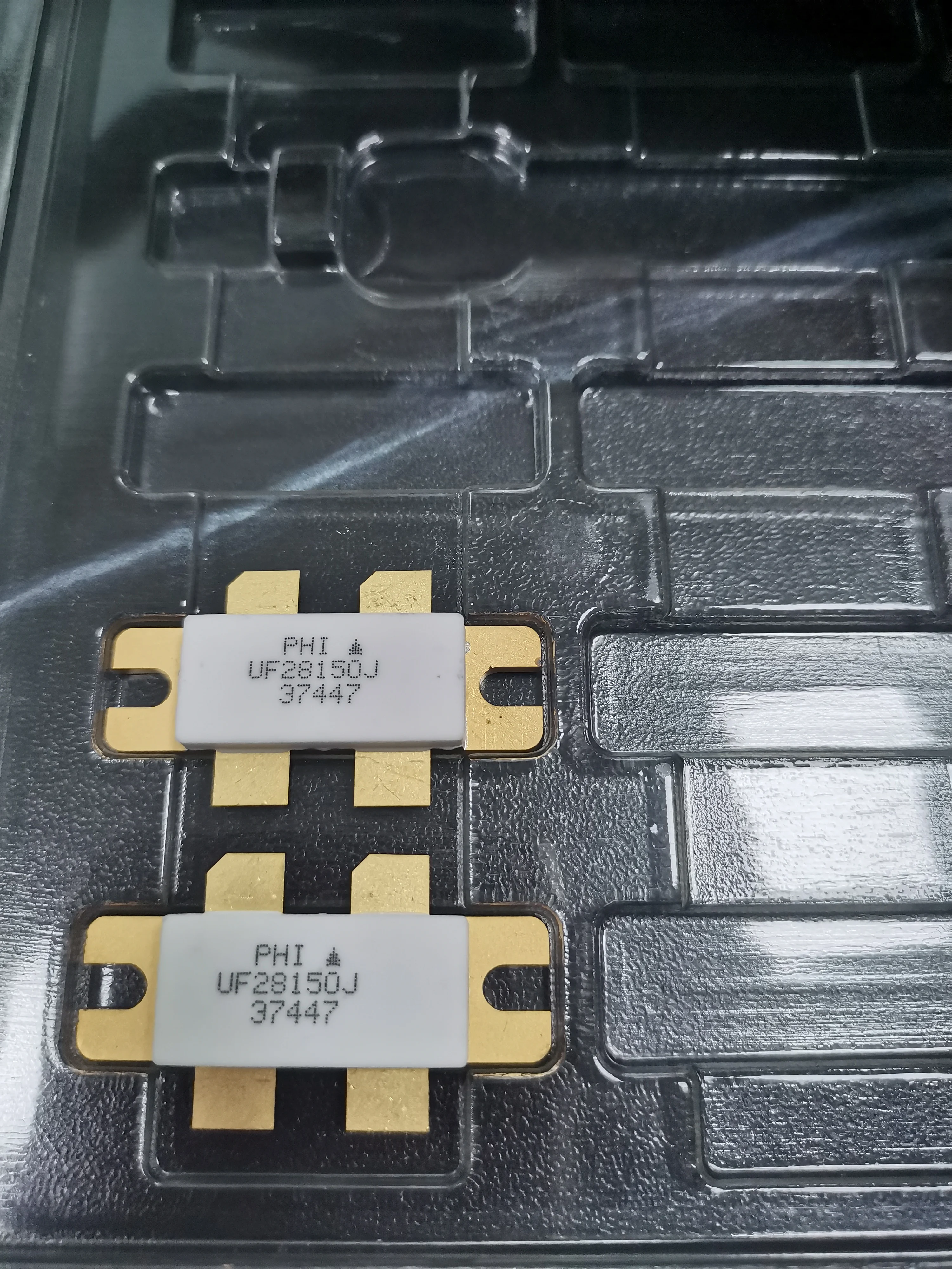 UF28150J 1 unit price excluding tax high frequency microwave RF tube quality assurance supply is complete
UF28150J 1 unit price excluding tax high frequency microwave RF tube quality assurance supply is complete