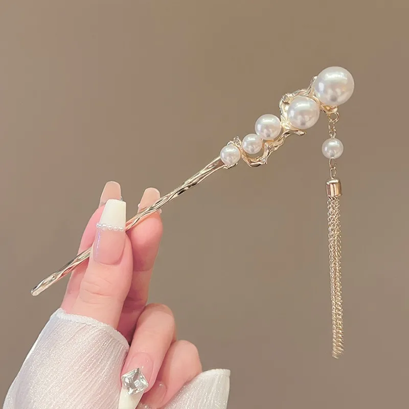 1 шт., модная новая китайская ретро-жемчужная кисточка, нежная палочка для волос, металлические цветочные украшения, аксессуар для волос, головной убор на день рождения для девочек
1 шт., модная новая китайская ретро-жемчужная кисточка, нежная палочка для волос, металлические цветочные украшения, аксессуар для волос, головной убор на день рождения для девочек