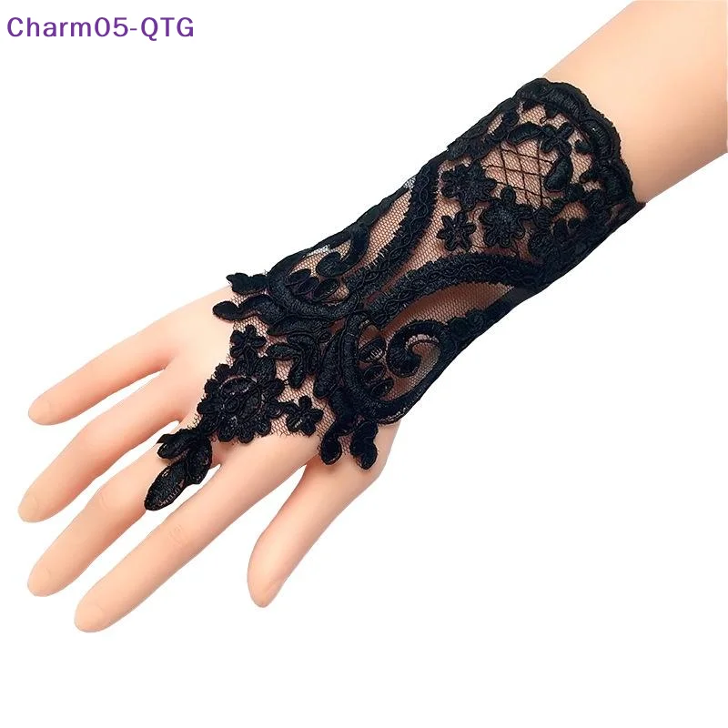 New Embroidery Lace Gloves Women's Punk Adjustable Ring Cosplay Halloween Party Costume Decoration
New Embroidery Lace Gloves Women's Punk Adjustable Ring Cosplay Halloween Party Costume Decoration