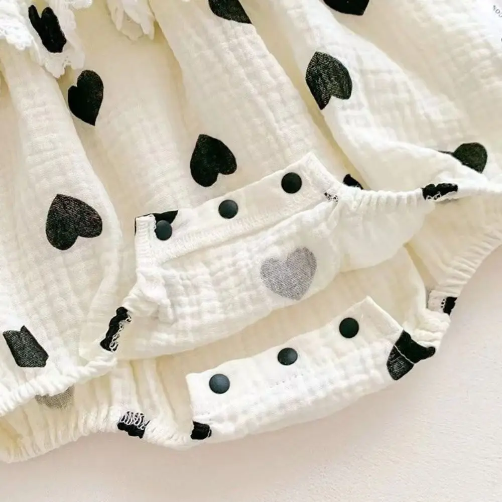 Модный детский комбинезон с рюшами и сердечками, боди с бантом и сердечком, кружевной детский комбинезон, детский комбинезон, хлопковые детские шорты, костюм для восхождения, подарки
Модный детский комбинезон с рюшами и сердечками, боди с бантом и сердечком, кружевной детский комбинезон, детский комбинезон, хлопковые детские шорты, костюм для восхождения, подарки