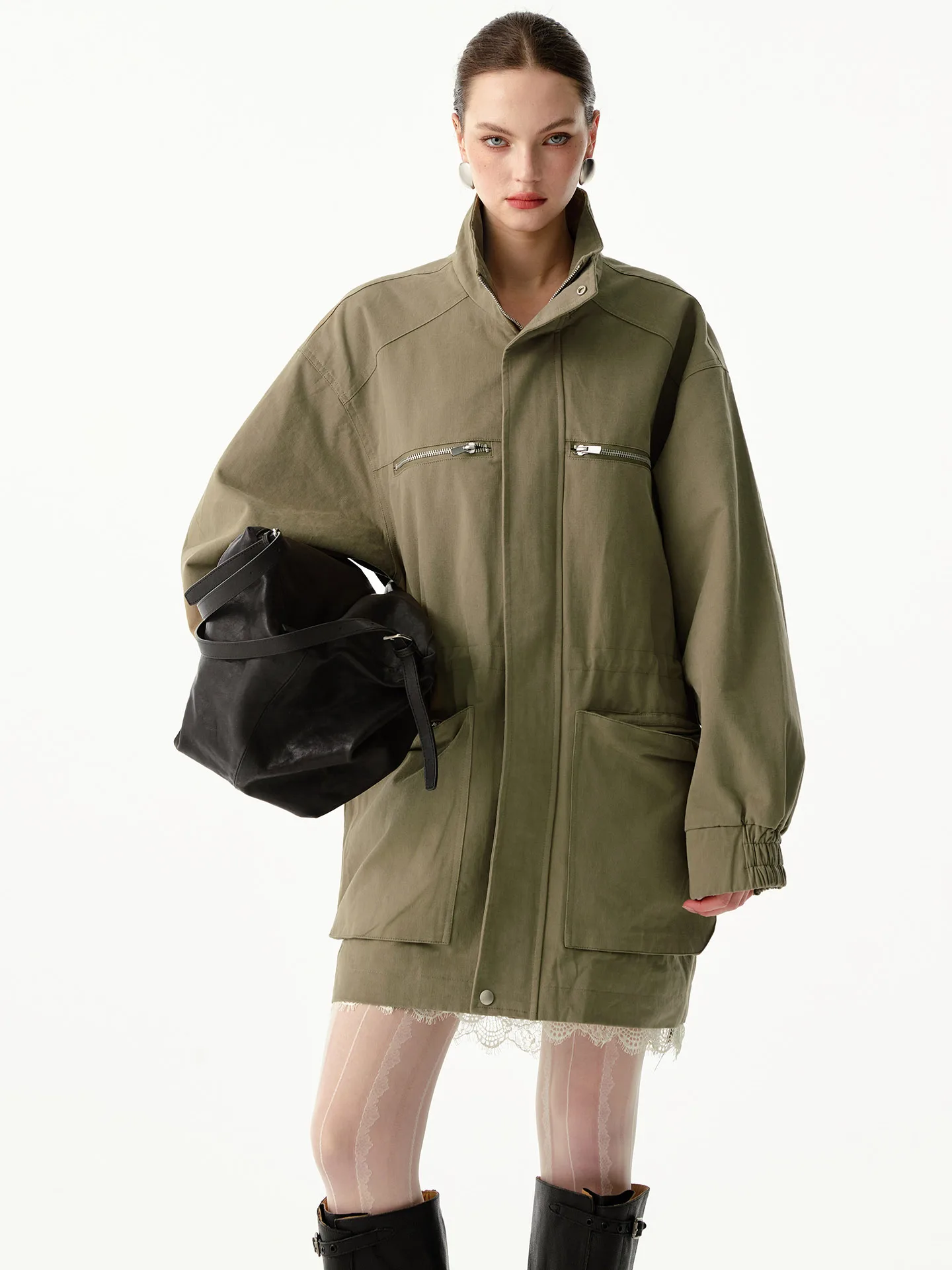 Loeband Vintage Workwear Style Women's Loose Stand Collar Jacket Multi-Pocket Drawstring Mid-Length Cotton Coat
Loeband Vintage Workwear Style Women's Loose Stand Collar Jacket Multi-Pocket Drawstring Mid-Length Cotton Coat