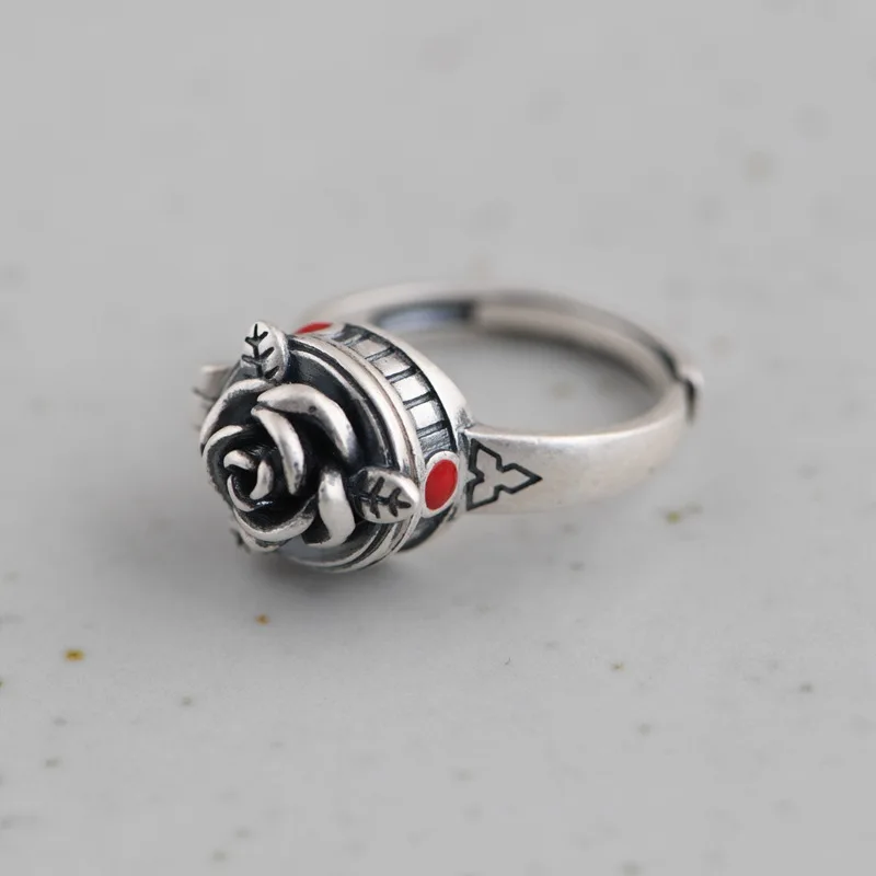 The real 990 Foot Silver Rose Gawu Box Ring Can Be Opened Vintage Thai Silver Personalized Jewelry Gift For Women
The real 990 Foot Silver Rose Gawu Box Ring Can Be Opened Vintage Thai Silver Personalized Jewelry Gift For Women